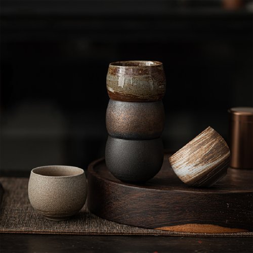 Immagine di Tazza da Tè in Gres Fatta a Mano Stile Giapponese da 80 ml - Set da Tè Kung Fu, Tazza Piccola Singola con Design Antico e Silenziosa per una Esperienza di Tè Autentica
