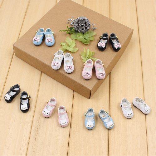 Image of Adorable 1/6 Scale Blythe Doll Shoes Set – 4 Color Options with Cute Cat Design, Perfectly Sized for 30cm Icy Blythe Dolls, Professionally Crafted Accessories