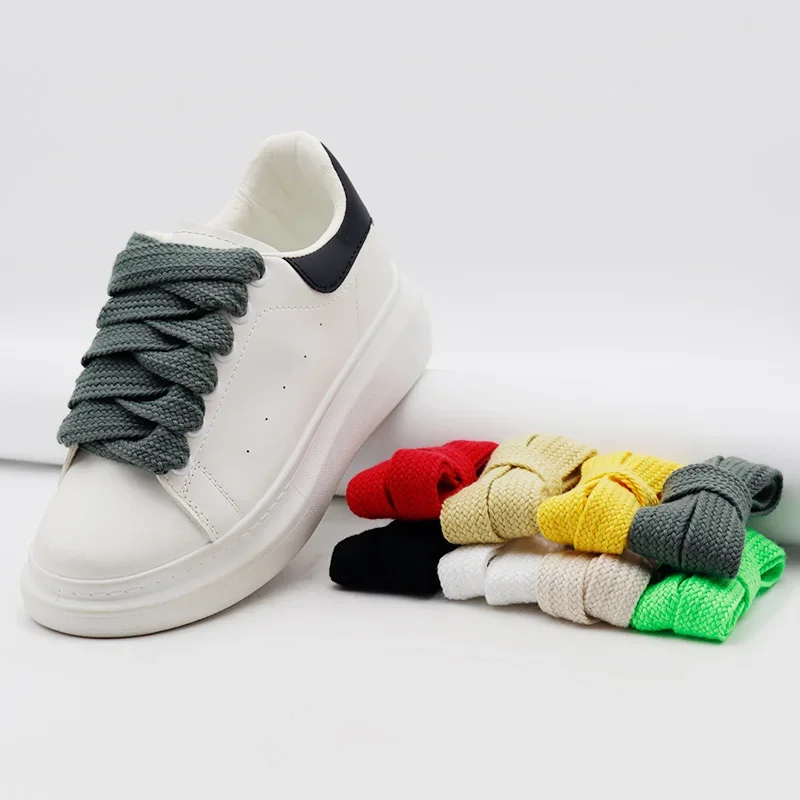 Image de Lacets Lumineux Élégants pour Chaussures Décontractées