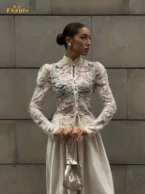 Image de Chemise Dentelle Transparente Élégante pour Femme