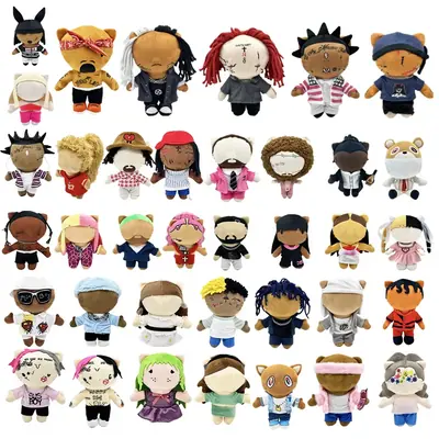 Image de Peluche Chat Mignon avec Vêtements de Stars - Cadeau Collector
