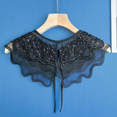 Imagen de Cuello Falso Desmontable con Cordones - Estilo Elegante y Versátil