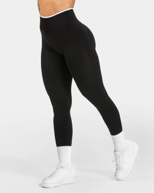 Afbeelding van Naadloze Legging met Witte Rand - Hoge Taille & Heup Lifting