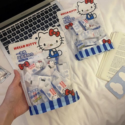 Immagine di Nuova vendita calda Asciugamano compresso usa e getta Hello Kitty Asciugamano per il viso portatile indipendente in confezione piccola per le gite di viaggio