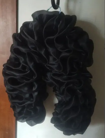 Image de Gants de Mariée Longs Châle Enveloppant - Rouge, Noir, Ivoire