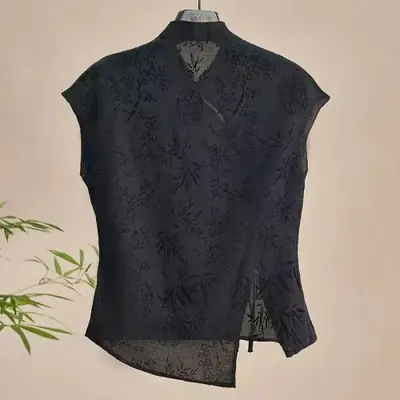 Image de Chemise Chinoise Rétro - Style Cheongsam Noir Élégant
