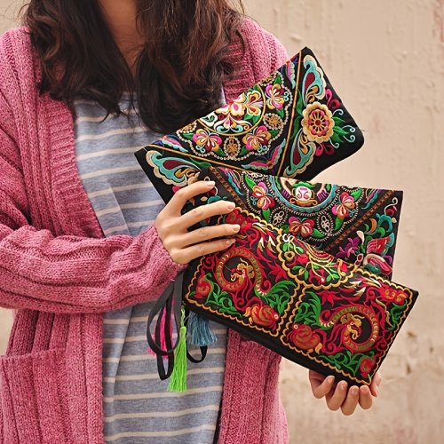 Afbeelding van Vintage Etnische Stijl Geborduurde Lange Portemonnee Schoudertasje Clutch Tas met Bloemstof en Telefoonzakje