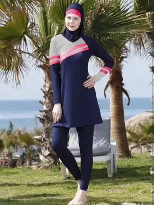 Image de Burkini 3 Pièces Modeste pour Femme avec Hijab