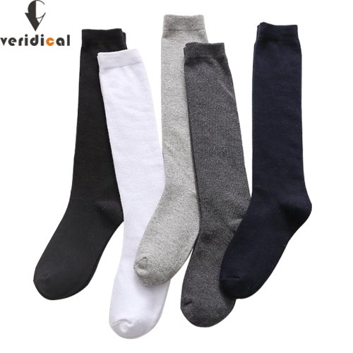 Immagine di Calzini Lunghi da Uomo in Cotone Pettinato di Alta Qualità – Modello Classico Solido per Uso Quotidiano, Lavoro e Occasioni Speciali, Ideali come Regalo di Nozze o Feste