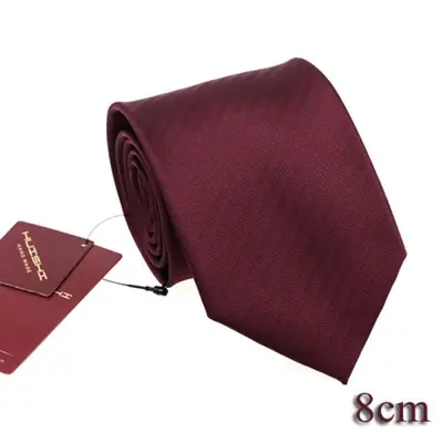 Image de Cravate Rouge Vin Imperméable - Style Élégant pour Hommes