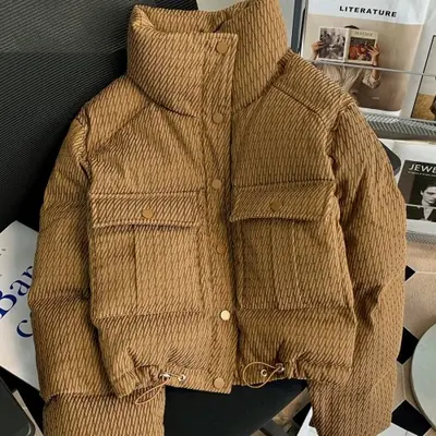 Image de Doudoune Hiver Femme - Parka Vintage avec Grandes Poches