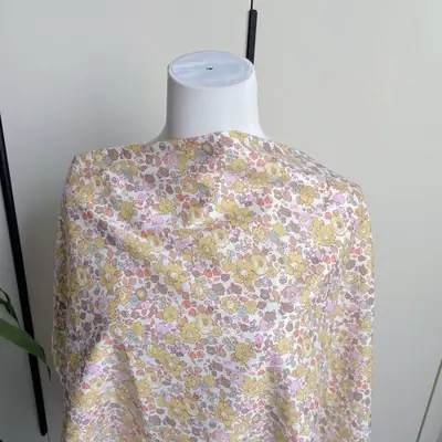 Image de Tissu Floral Vintage 100% Coton - 148x50 cm
