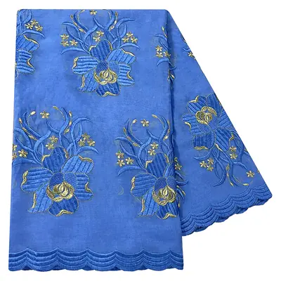 Image de Écharpe Hijab Brodée en Coton Premium