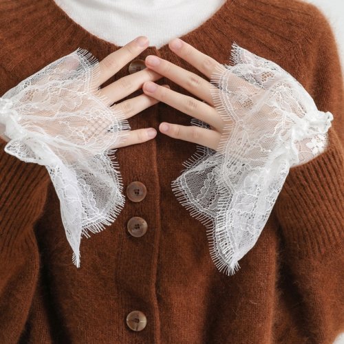 Imagen de Puños encaje falso con manga acampanada plisada desmontable y pulsera plisada blanca, accesorios decorativos elegantes para vestido de novia o fiesta