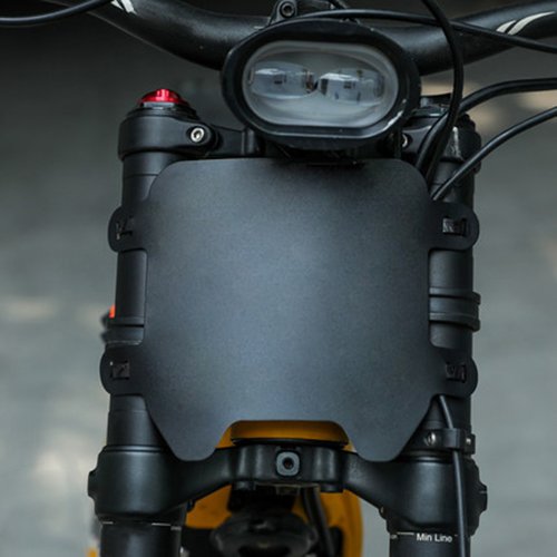 Zdjęcie Części do elektrycznych rowerów i motocykli Sur Ron, Light Bee, Enduro – ramy wyścigowe, tablice rejestracyjne, akcesoria do e-bike i dirtbike – sprzedaż hurtowa