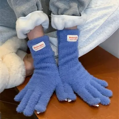 Image de Gants d'Hiver en Cachemire Tricotés - Chauds & Élégants