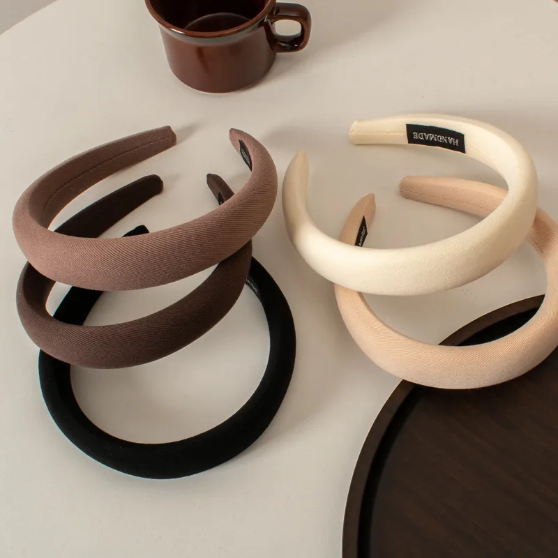 Afbeelding van Breedgelede Stoffen Haarband voor Herfst en Winter - Trendy Koreaanse Hoofdband voor Vrouwen met Leuke Druk, Ideaal voor Dagelijks Gebruik en Avontuurlijke Uitstapjes