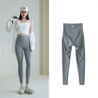 Image de Leggings Yoga Push-Up 3D Rouge Prune - Élégance & Performance