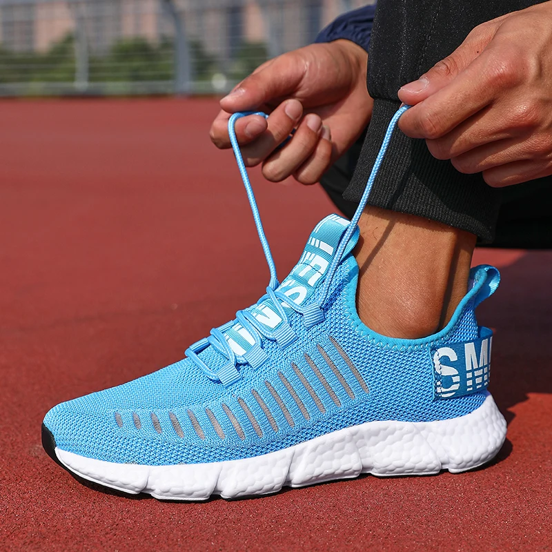 Immagine di Scarpe da Ginnastica Estive Uomo in Mesh Leggero e Traspirante, Scarpe Casual da Esterno, Modello Moderno per Allenamento e Tennis, Con Spedizione Gratuita