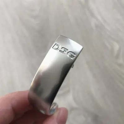 Image de Pommeau de levier de vitesse en cuir chromé mat - DSG pour VW Golf, Passat, Jetta