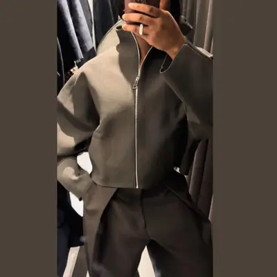 Image de Veste Courte en Laine Chaude pour Femme - Automne/Hiver 2025