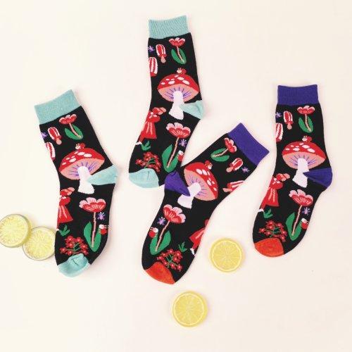 Imagen de 3 Pares de Calcetines de Media Pantorrilla con Estampado de Setas y Flores para Mujer - Diseño Natural y Colorido para Uso Diario en Todas las Estaciones