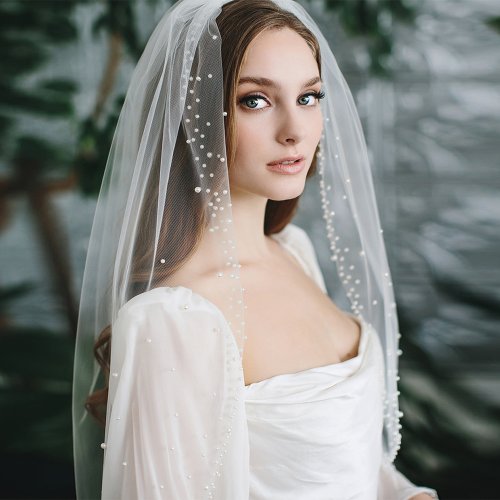 Image of Elegant Short Bridal Veil with Beaded Edge – 1 Tier Elbow Length Wedding Veil with Comb for Brides