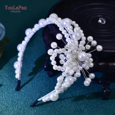Image de Cerceau de Cheveux Perlé Fleur - Bijou de Mariage Élégant