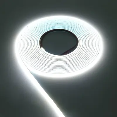Image de Bande LED COB Ultra Lumineuse 320-528 LEDs - Flexible & Haute Densité