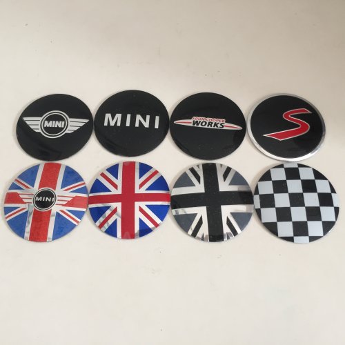 Bild von 4er Set 52 mm & 56 mm Mini-Auto Radnabenkappen – Emblem Mittelkappen für Styling und Dekoration