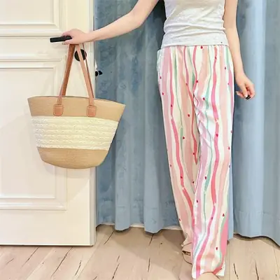 Image de Pantalon de Nuit Femme à Pois - Confort & Style