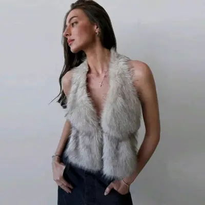 Image de Manteau Femme Fourrure Col Ceinturé Hiver 2025
