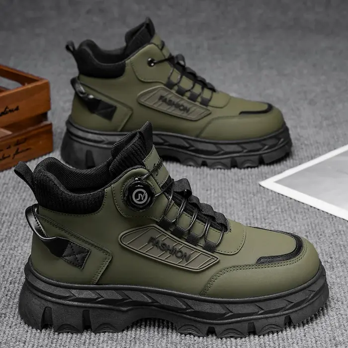 Image de Bottes Homme Hiver 2025 - Cuir Épais & Confortables