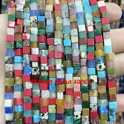 4X4MM environ 40 pcs